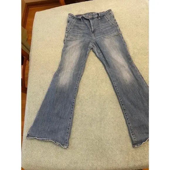 American Eagle Bootcut Jeans Size 14 - Picture 1 of 9